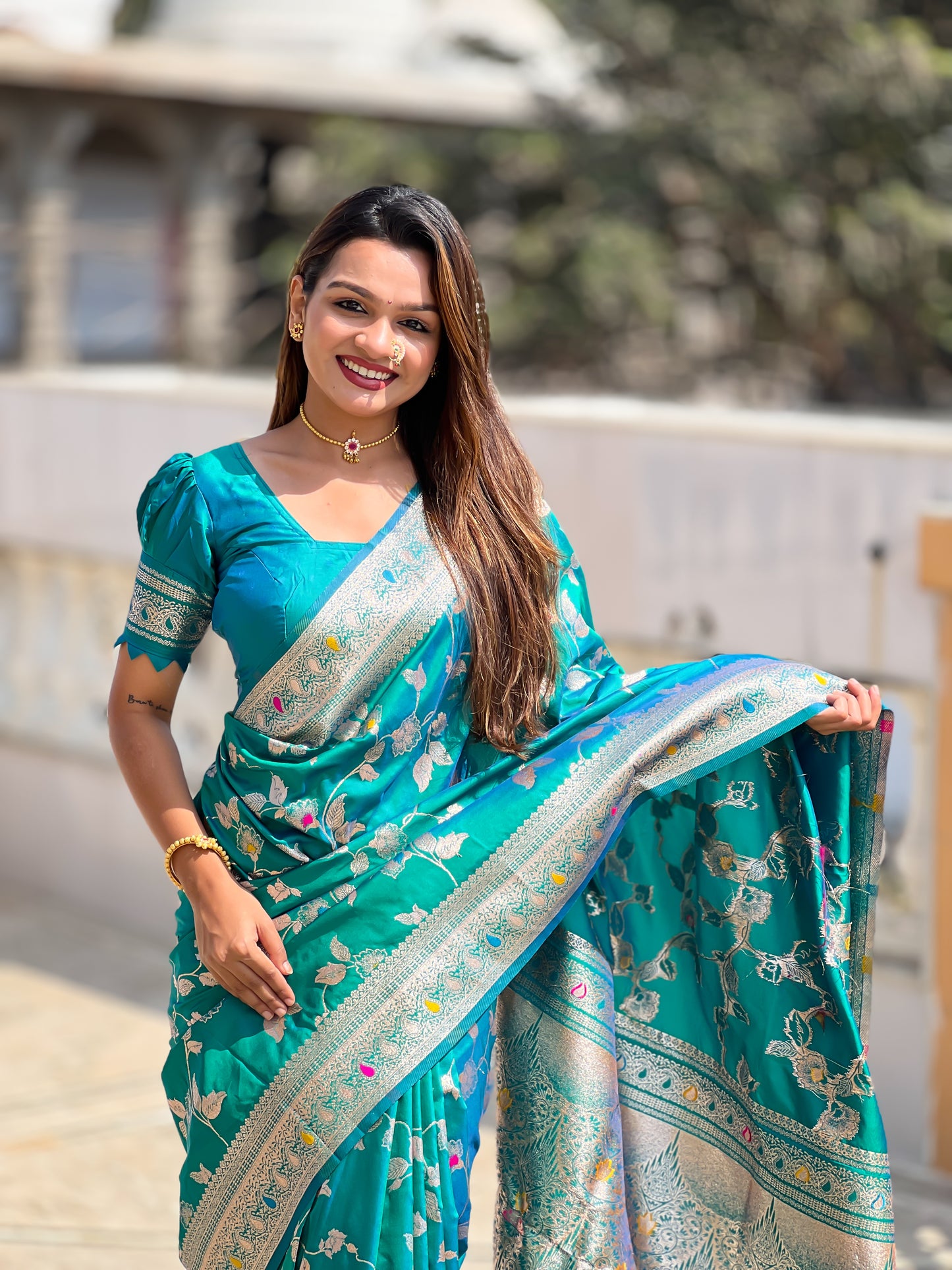 Rama Meenakari Banarasi Silk Saree With Silk Blouse Piece