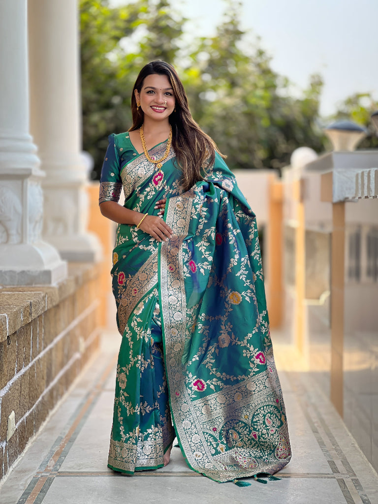 Rama Graceful Trending Banarasi Silk Saree With Blouse Piece
