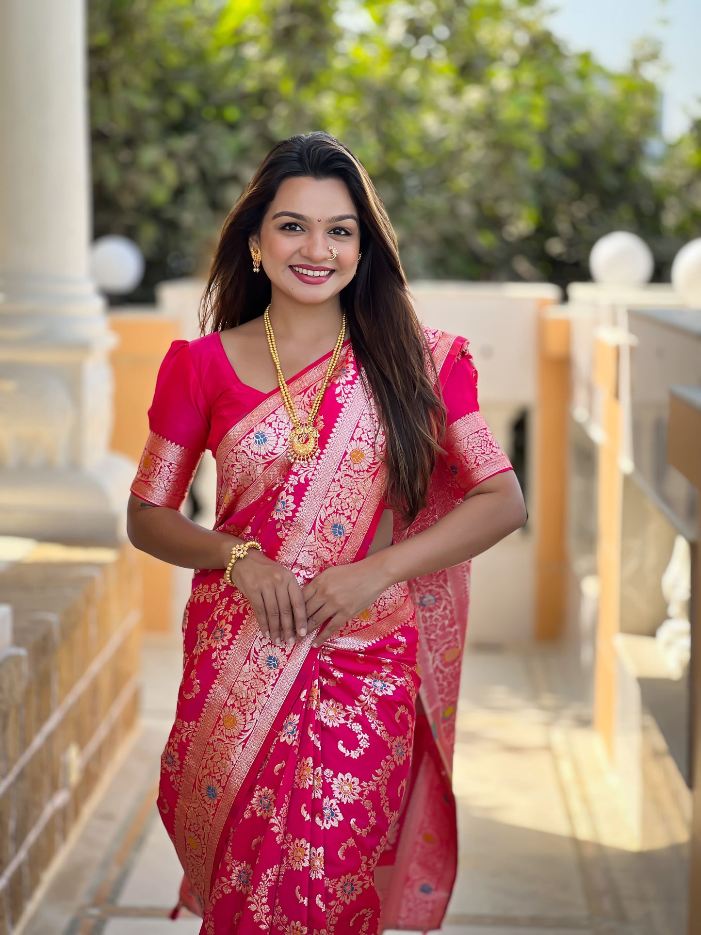 Pink Graceful Glow Banarasi Silk Saree With Blouse Piece