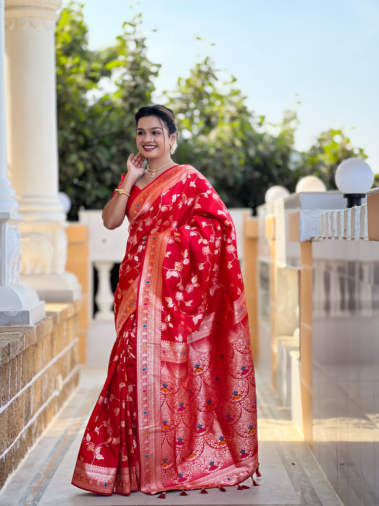 Red Meenakari Banarasi Silk Saree With Silk Blouse Piece