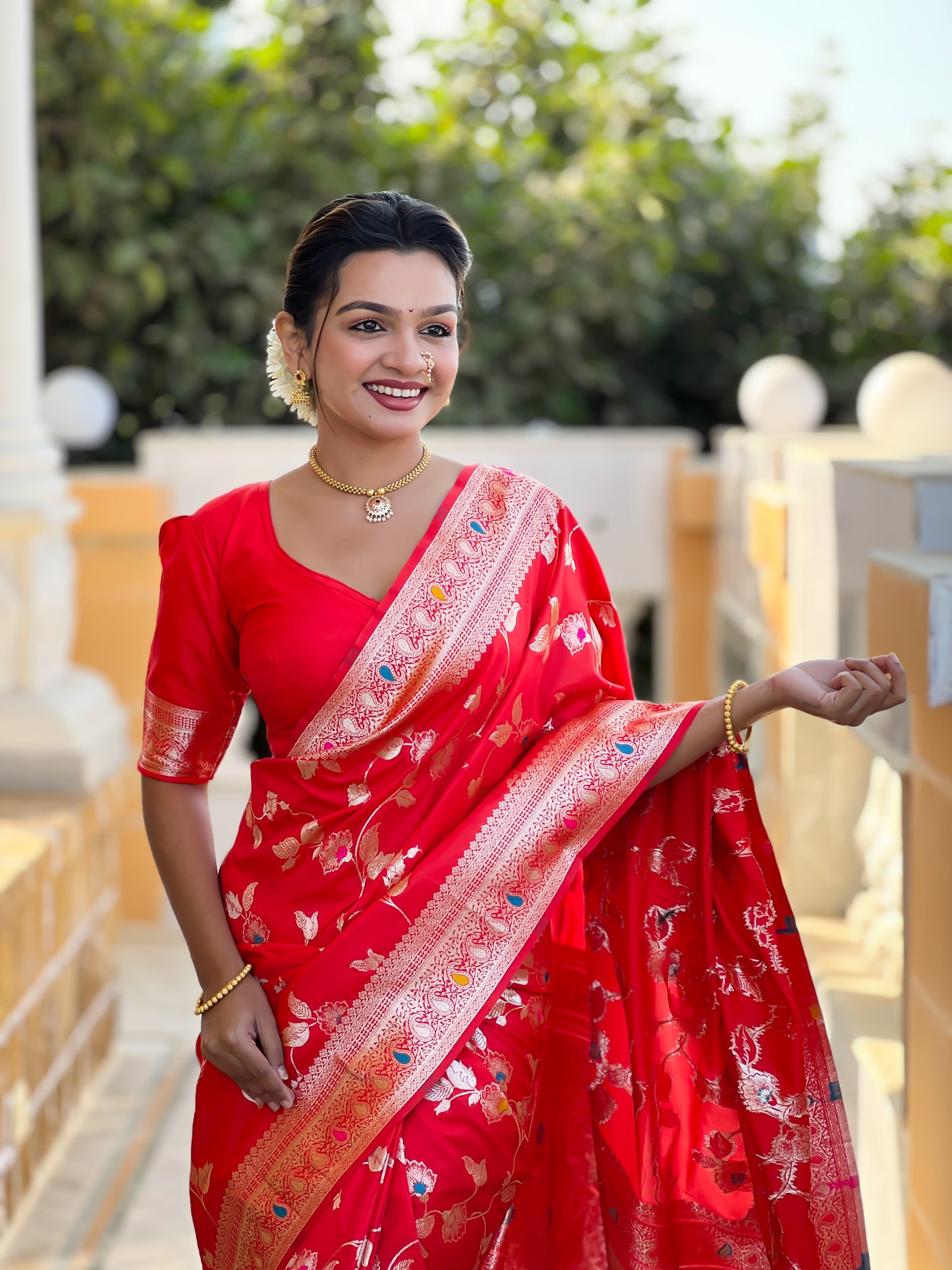 Red Meenakari Banarasi Silk Saree With Silk Blouse Piece