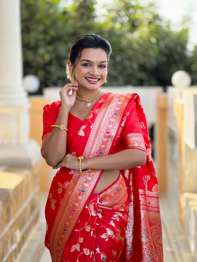 Red Meenakari Banarasi Silk Saree With Silk Blouse Piece