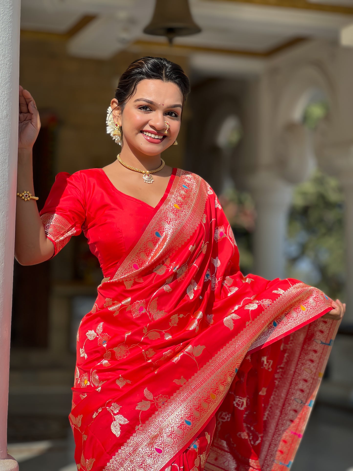 Red Meenakari Banarasi Silk Saree With Silk Blouse Piece
