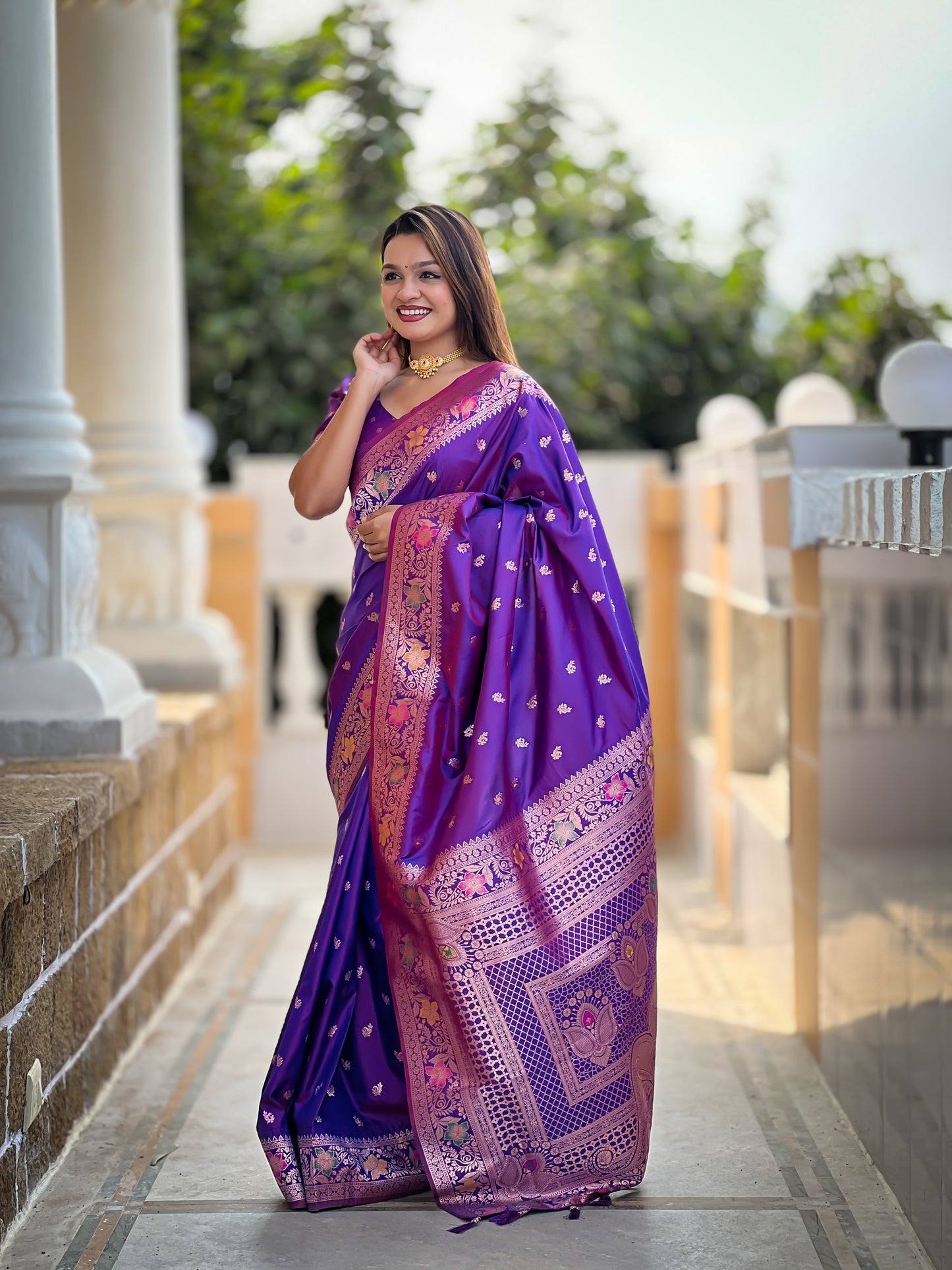 Purple Zari Weaving Banarasi Saree With Blouse Piece