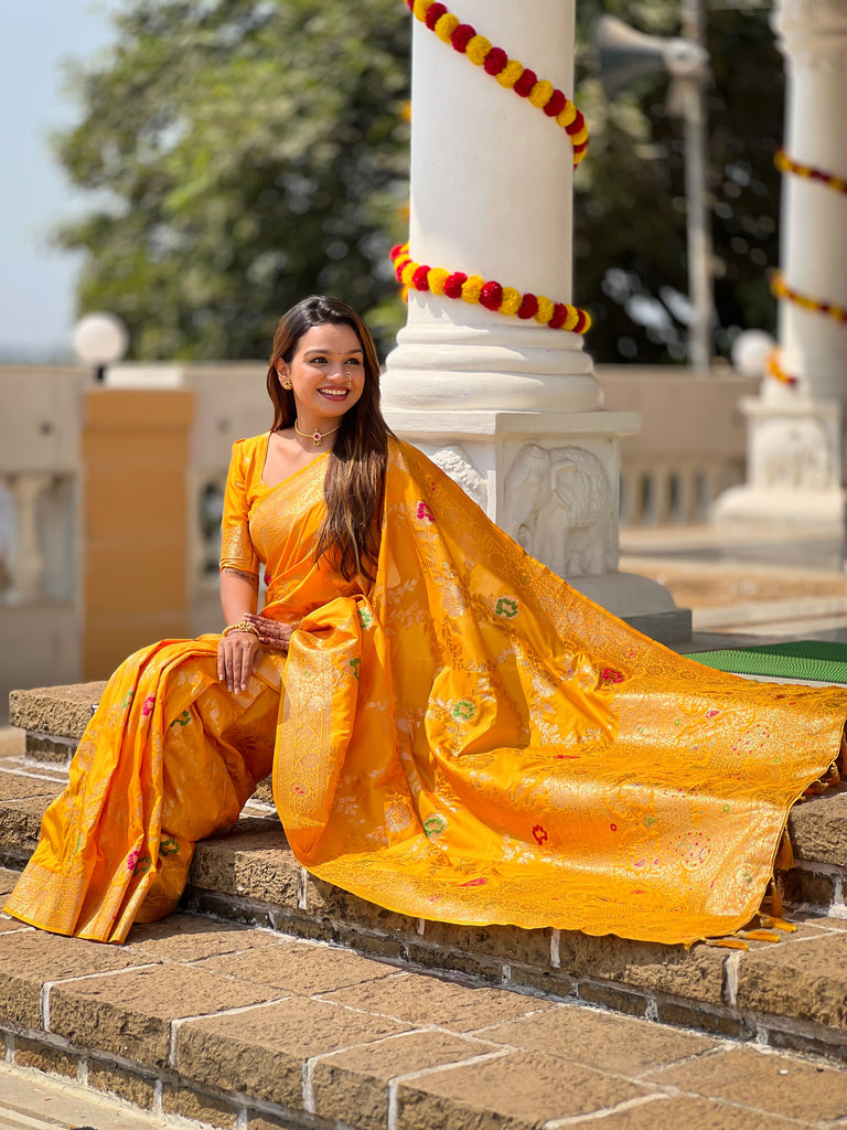 Yellow Graceful Trending Banarasi Silk Saree With Blouse Piece