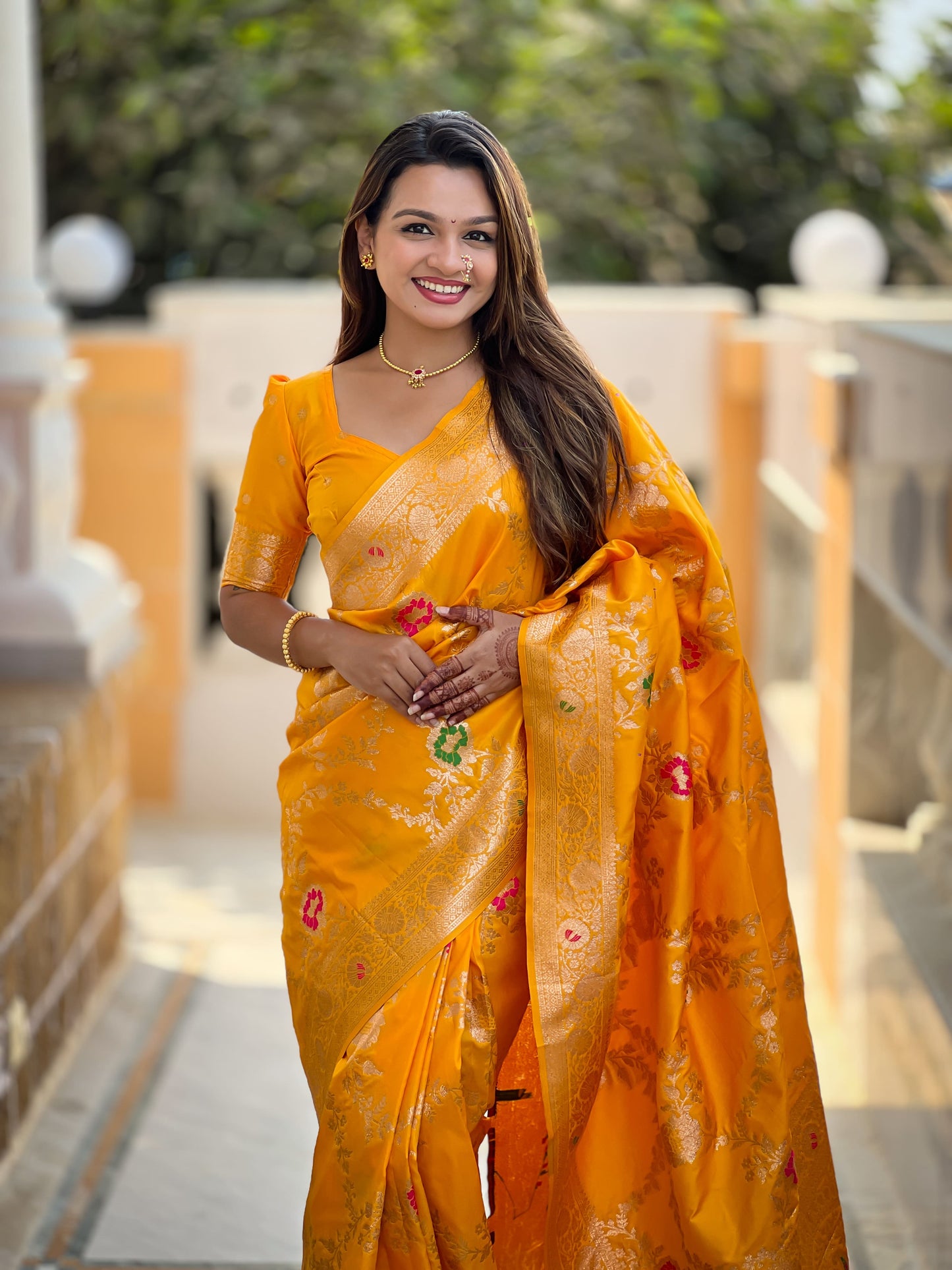 Yellow Graceful Trending Banarasi Silk Saree With Blouse Piece